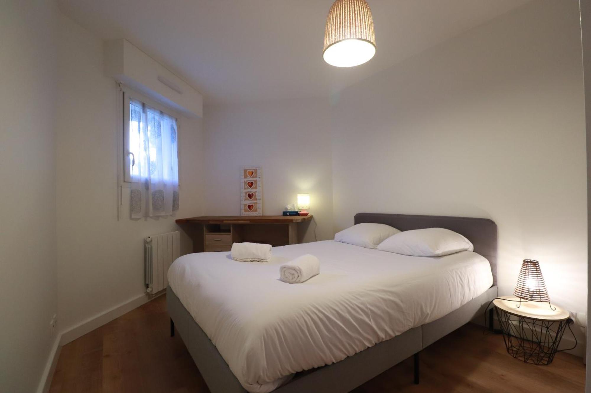 Olivia - T2 - Confort - Wifi- Parking Vannes Luaran gambar