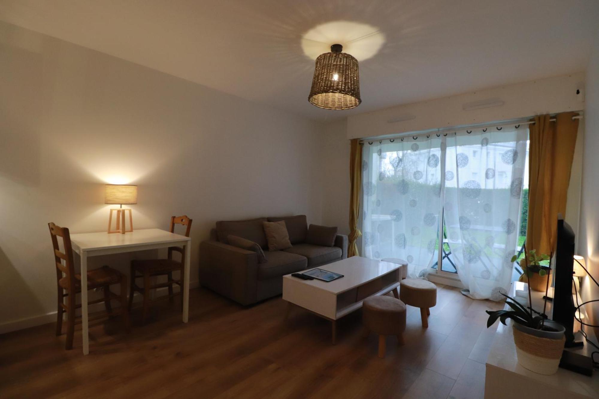 Olivia - T2 - Confort - Wifi- Parking Vannes Luaran gambar