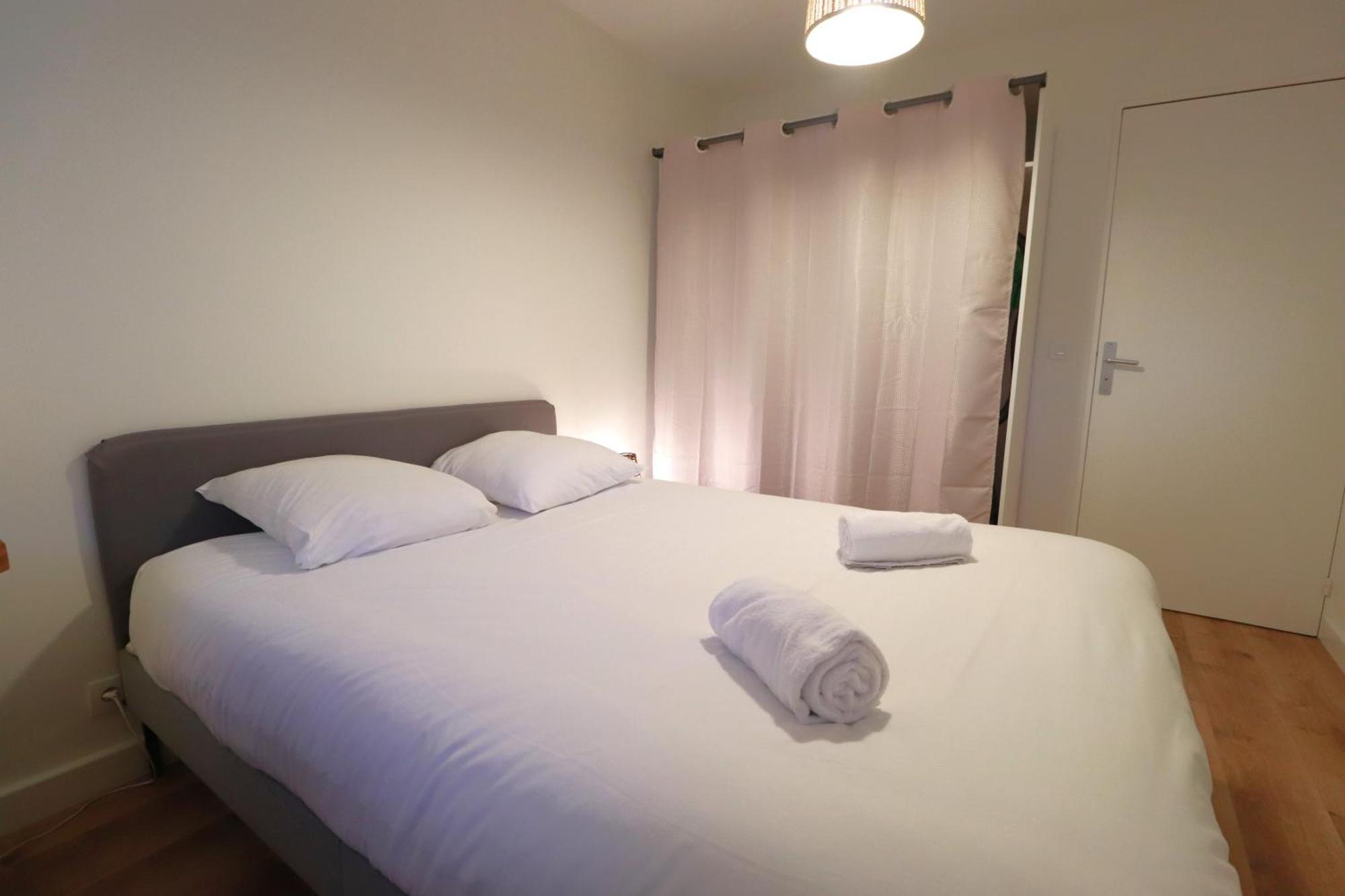Olivia - T2 - Confort - Wifi- Parking Vannes Luaran gambar