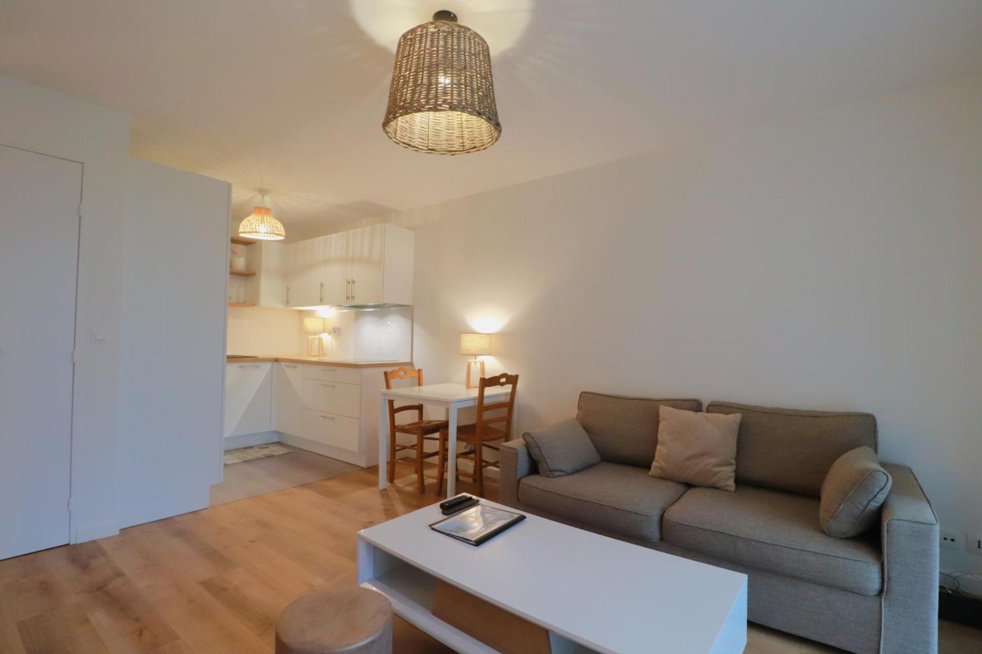 Olivia - T2 - Confort - Wifi- Parking Vannes Luaran gambar